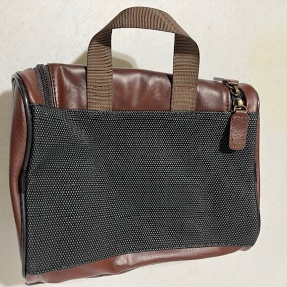 Men's Travel Kit Toiletry Hanging Zippered Bag Perry Ellis Portfolio Brown - Picture 10 of 16